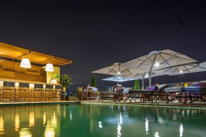 O Monot Luxury Boutique Hotel - image 6