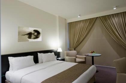 Hotel Cavalier - image 12