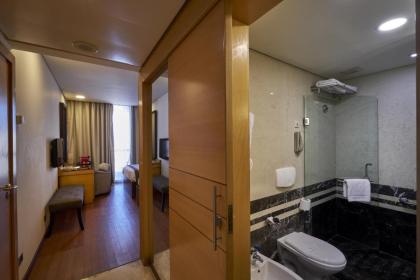CORAL BEACH HOTEL & RESORT  - image 9