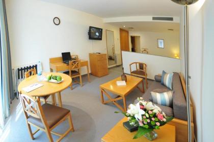 Casa D'or Hotel - image 18