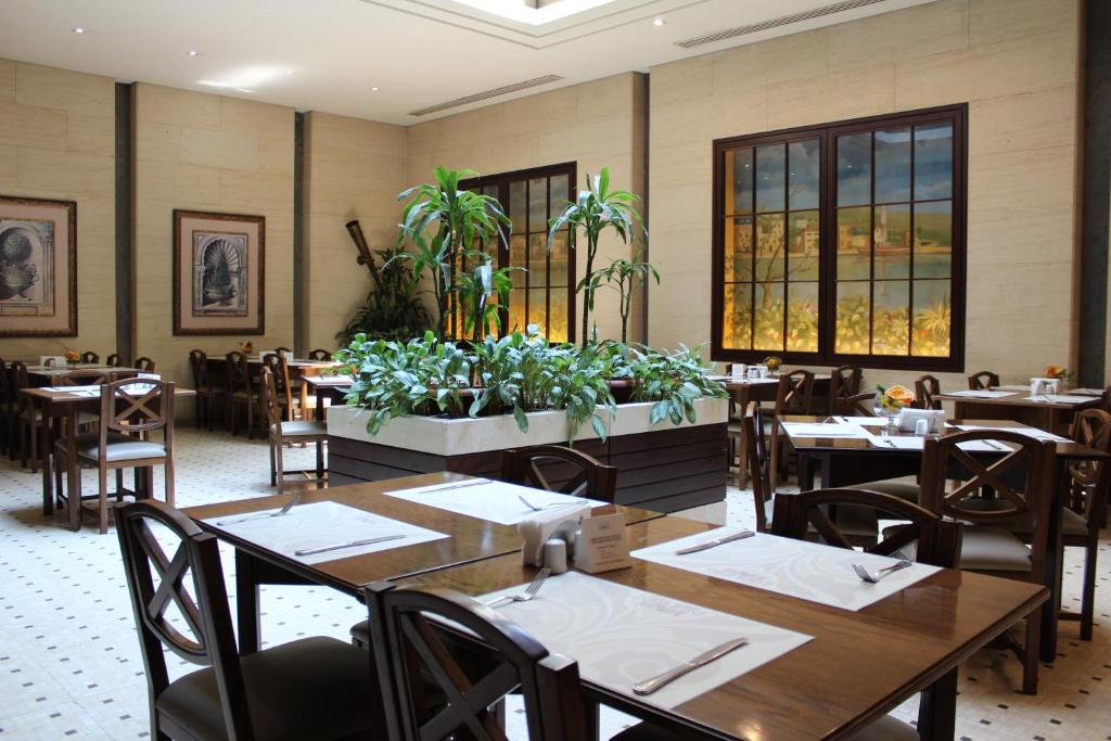 Casa D'or Hotel - image 3