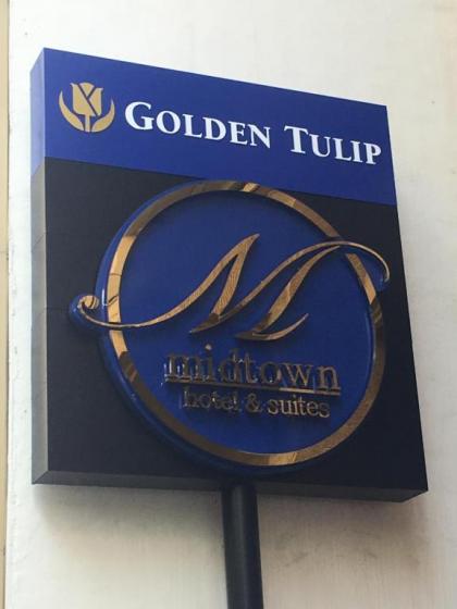 Midtown Hotel & Suites - image 10