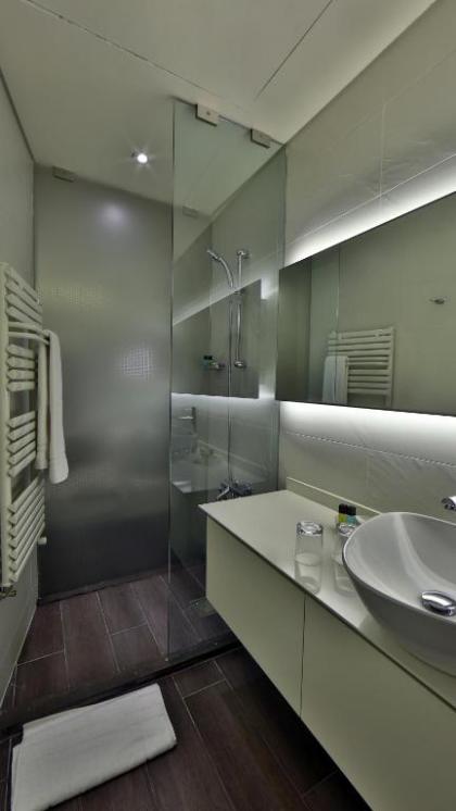 Three O Nine Hotel - image 18