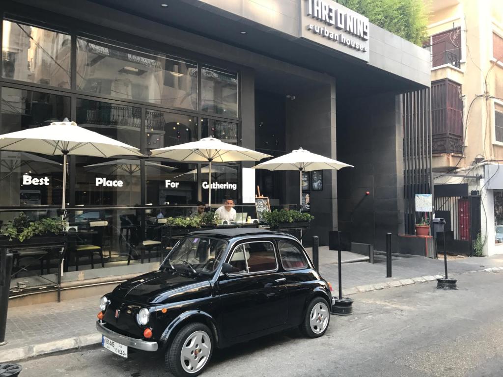 Three O Nine Hotel - image 5