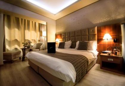 Gems Hotel - image 15