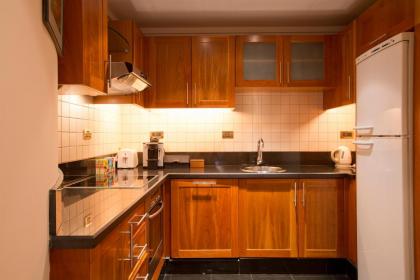 Phoenicia Residence - image 20