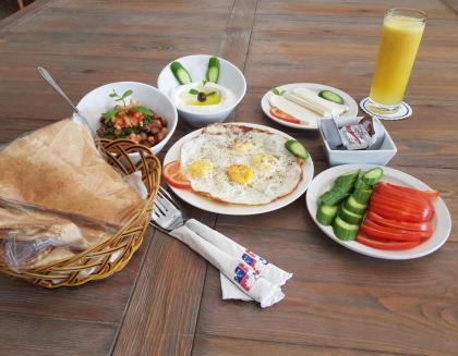 Four Seasons Halat - image 11