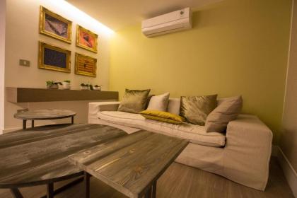 Four Seasons Halat - image 19