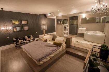 Four Seasons Halat - image 20