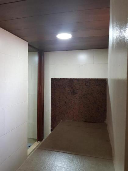 Alaamira Furnished Apartments - image 15