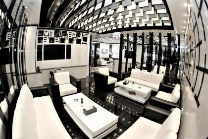 Beverly Hotel Beirut - image 1