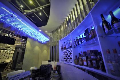 Beverly Hotel Beirut - image 16