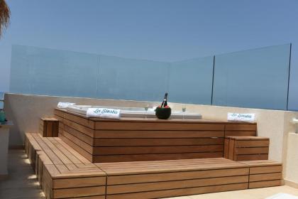 La Siesta Hotel & Beach Resort - image 6