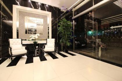 Palm Ville Suites - image 5