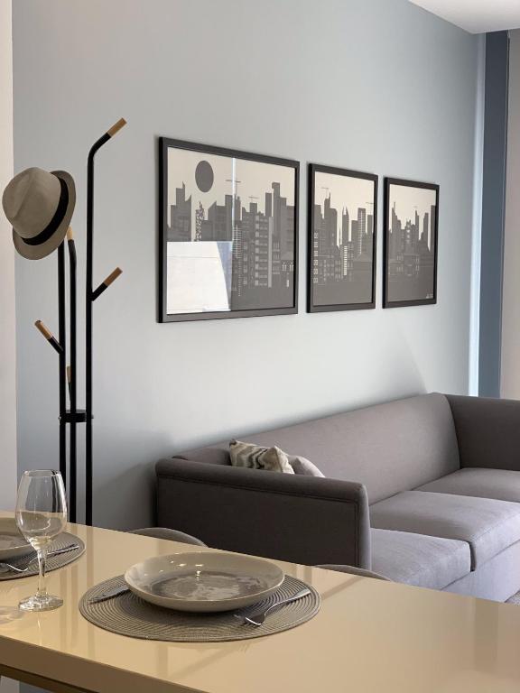ZUR Studios and Suites - image 6