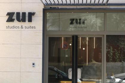 ZUR Studios and Suites - image 9