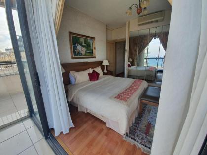 Holiday Home Suites - image 15
