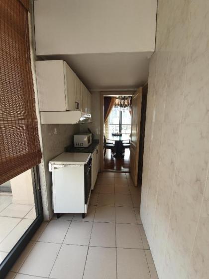 Holiday Home Suites - image 4