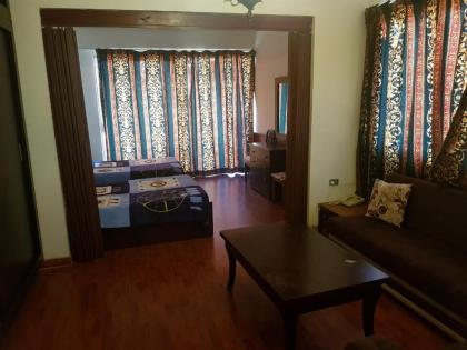 Universal Residence - image 8