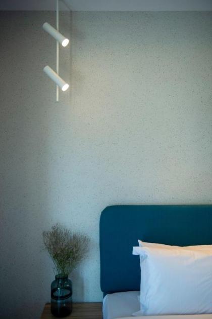 The 'Lux' Suite - image 7