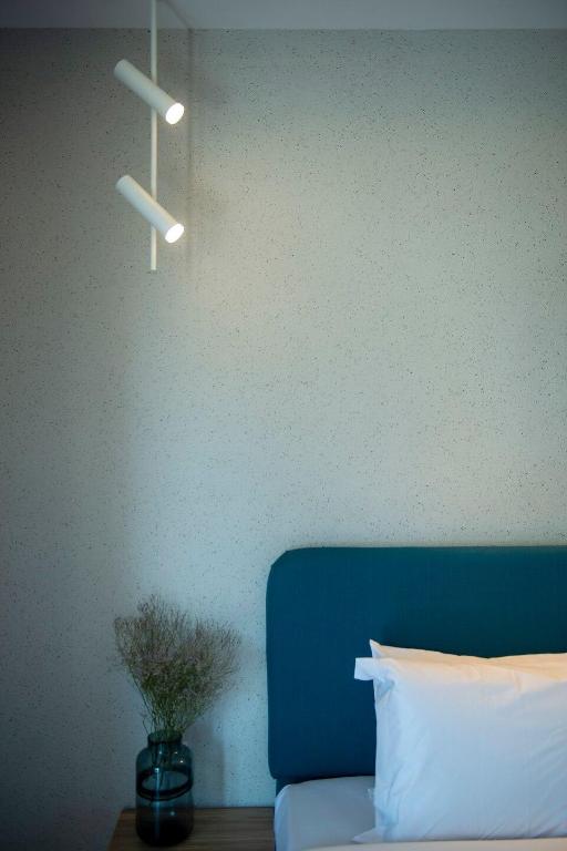 The 'Lux' Suite - image 7
