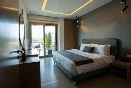 The 'Lux' Suite - image 8