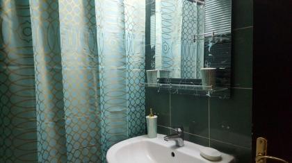 Spacious 1BR Suite in the Heart of Hamra - image 6