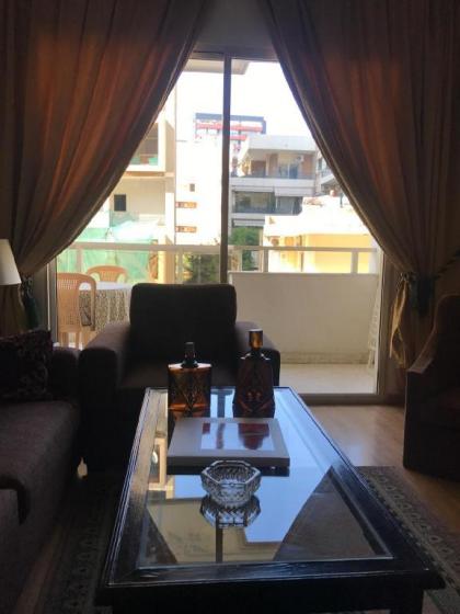 Large 1BR in the Heart of Hamra with balcony - image 16