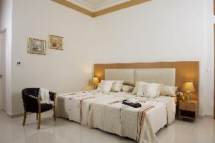 LIQAA Hotel - image 2