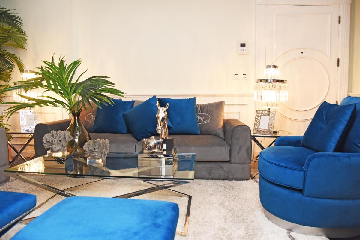 Versace Tower Luxury Suites - Downtown - image 2