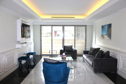 Versace Tower Luxury Suites - Downtown - image 4