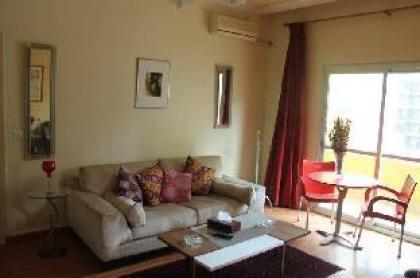 Green Furnished Apartments - image 11