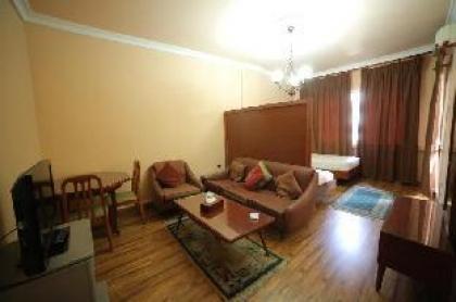 Green Furnished Apartments - image 6