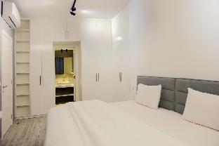 41 Twelve - image 5