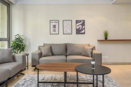 Symphony 1 Bedroom Apartment in Solidere - image 10
