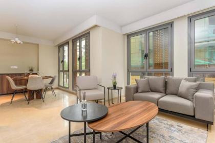 Symphony 1 Bedroom Apartment in Solidere - image 11