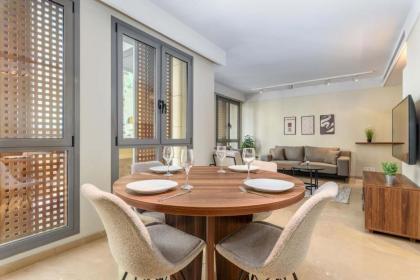 Symphony 1 Bedroom Apartment in Solidere - image 3