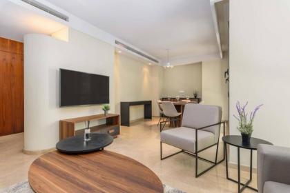 Symphony 1 Bedroom Apartment in Solidere - image 8