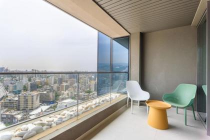 Denim 3 Bedroom Apartment With Pool - image 28