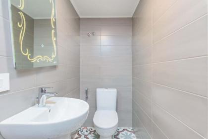 Stairway 2 Room in Mar Mikhael - image 10