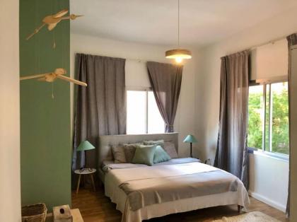 Lovely 2 Bedroom in Gemmayze - image 11