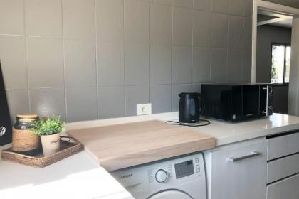 Lovely 2 Bedroom in Gemmayze - image 17