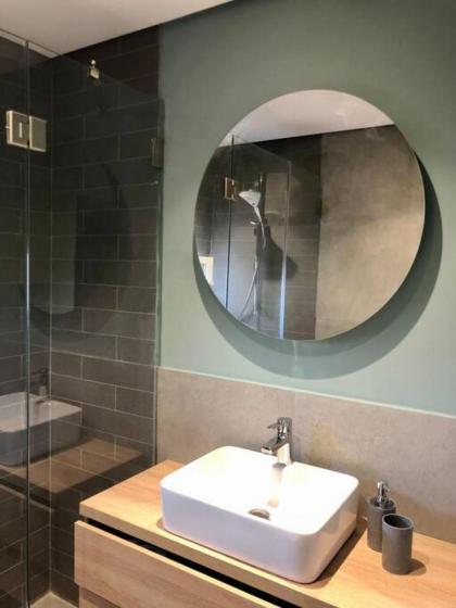 Lovely 2 Bedroom in Gemmayze - image 20