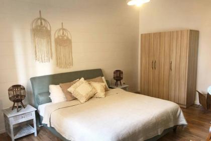 Lovely 2 Bedroom in Gemmayze - image 8