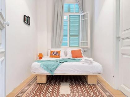 Vintage Apt 4BR Mar Mikhael - image 20