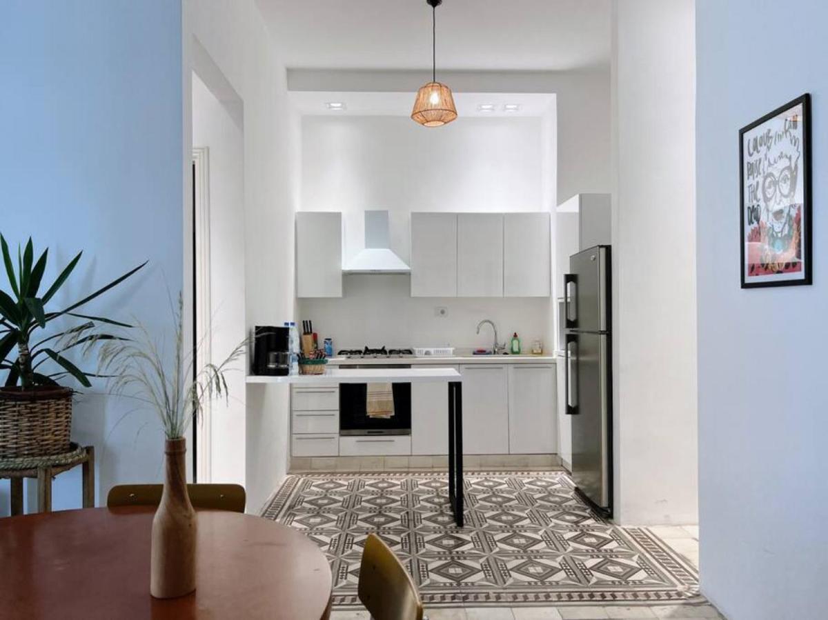 Vintage Apt 4BR Mar Mikhael - image 6