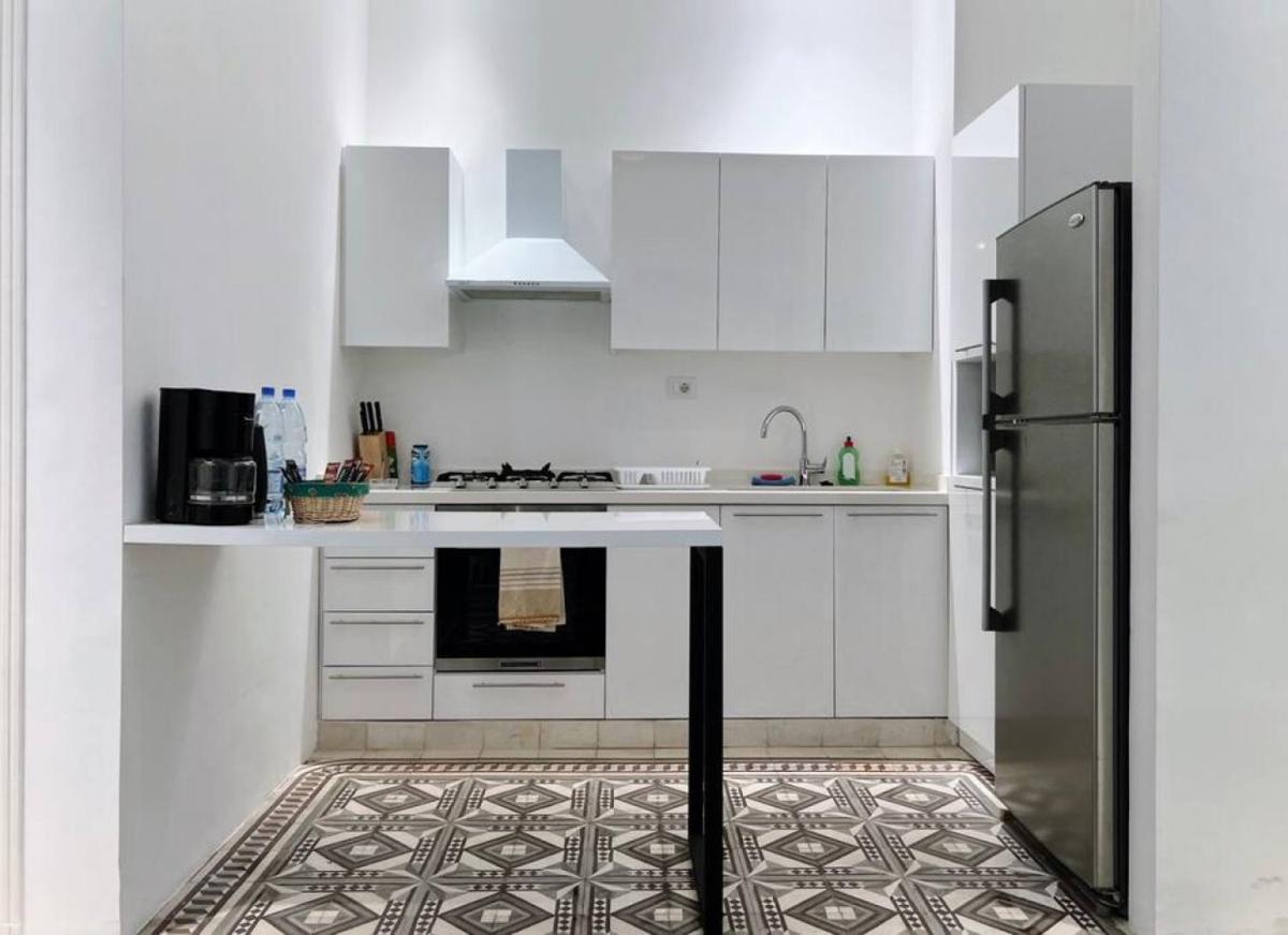 Vintage Apt 4BR Mar Mikhael - image 7