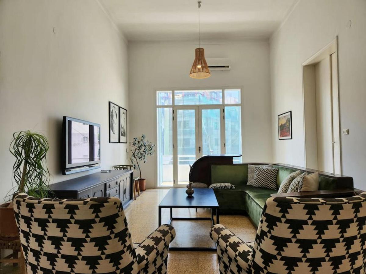Dream Location Apartment - main image