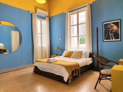 Dream Location Apartment - image 12