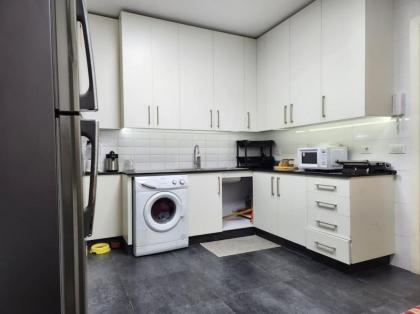 Charming 2BR Gemayze - image 6